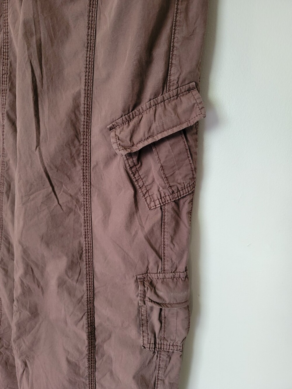 BDG Urban Outfitters Y2K Low Rise Wide Leg Brown Cargo Pants - Picture 6 of 13